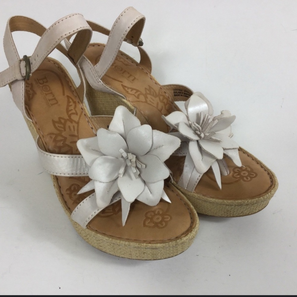 BORN Handcrafted LOVINA Women's leather Flower Sandals